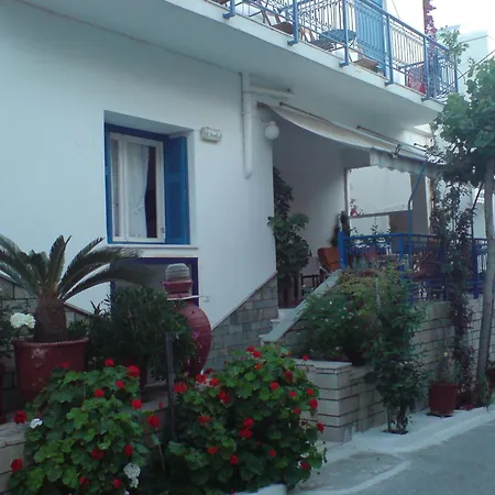 Hotel Vakhos Naxos City