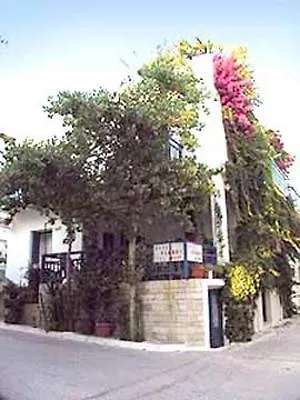 Vakhos Hotel