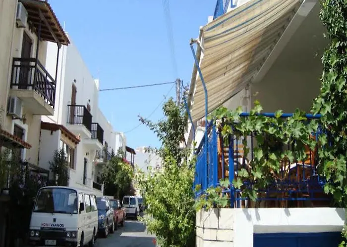 Vakhos * Naxos City